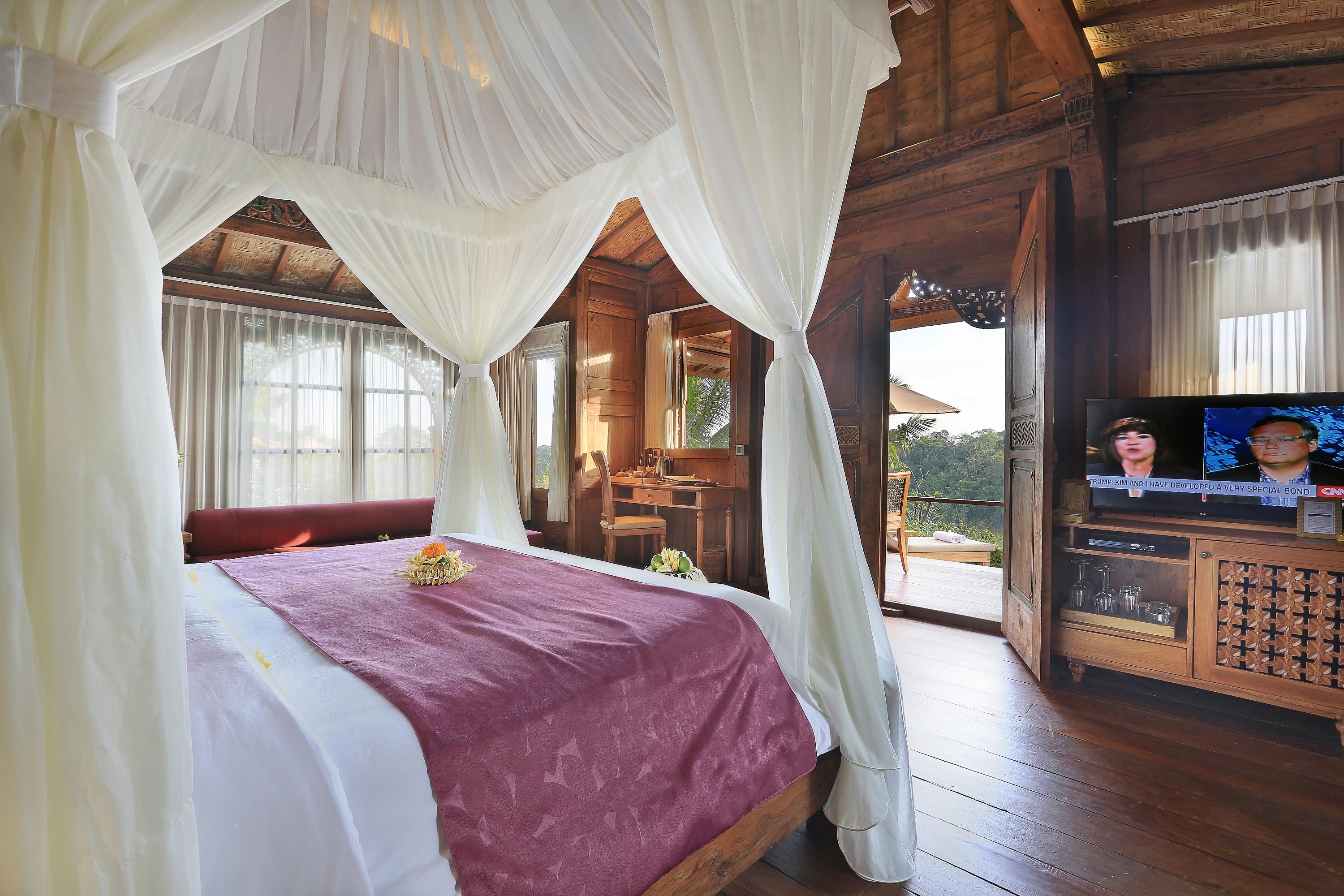 Pramana Watu Kurung Hotel Ubud  Exterior photo A bedroom at the resort