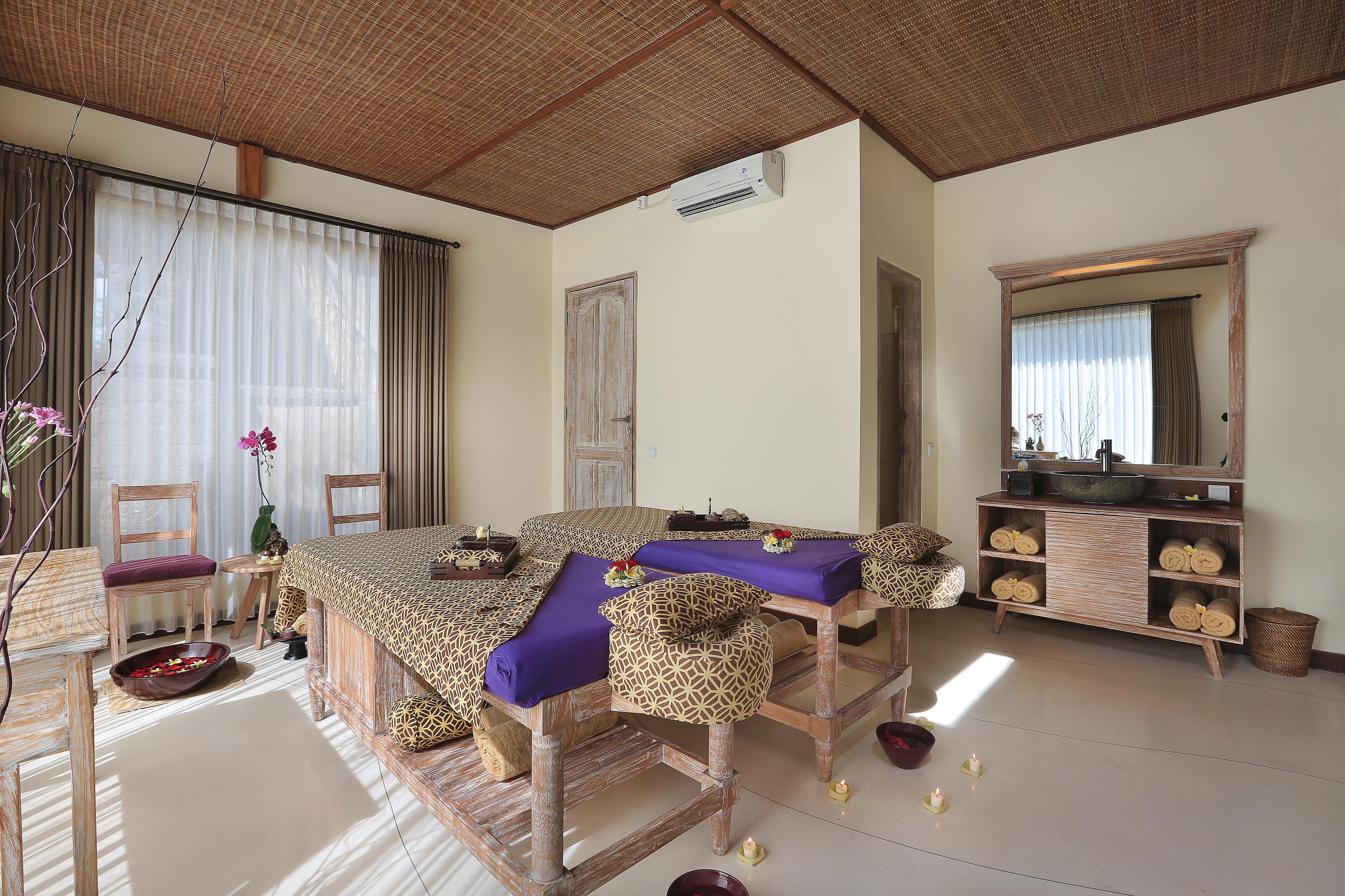 Pramana Watu Kurung Hotel Ubud  Exterior photo Thai massage room