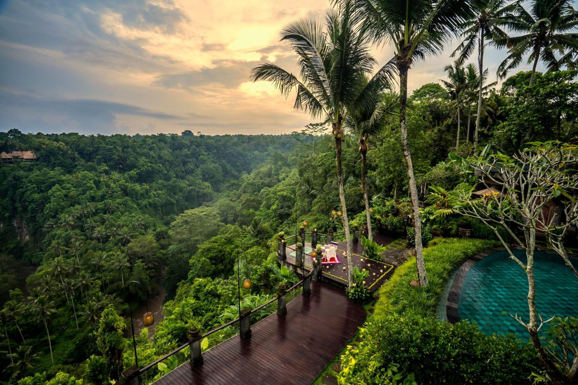 Pramana Watu Kurung Hotel Ubud  Exterior photo View of the resort